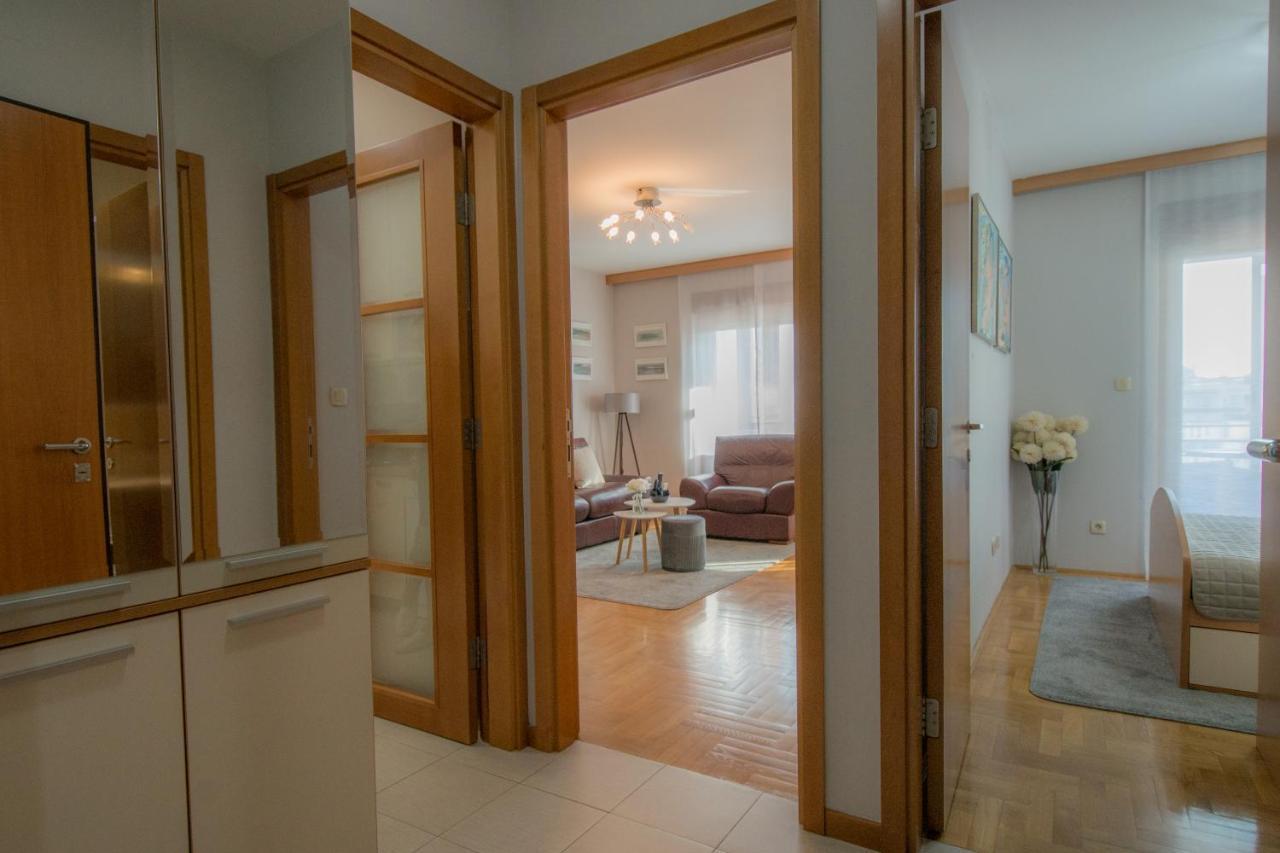 City Nest Apartment Podgoriţa Exterior foto